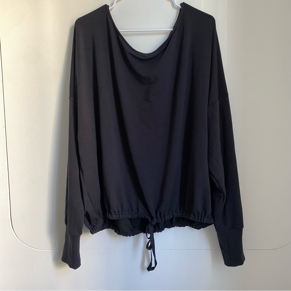 NEW FABLETICS LUXE TERRY OFF SHOULDER PULL OVER BLACK SIZE 4X String adjust - Picture 2 of 6